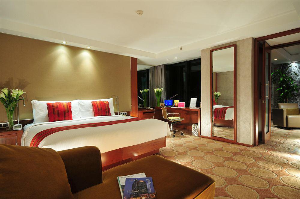 The Eton Hotel Shanghai Room photo